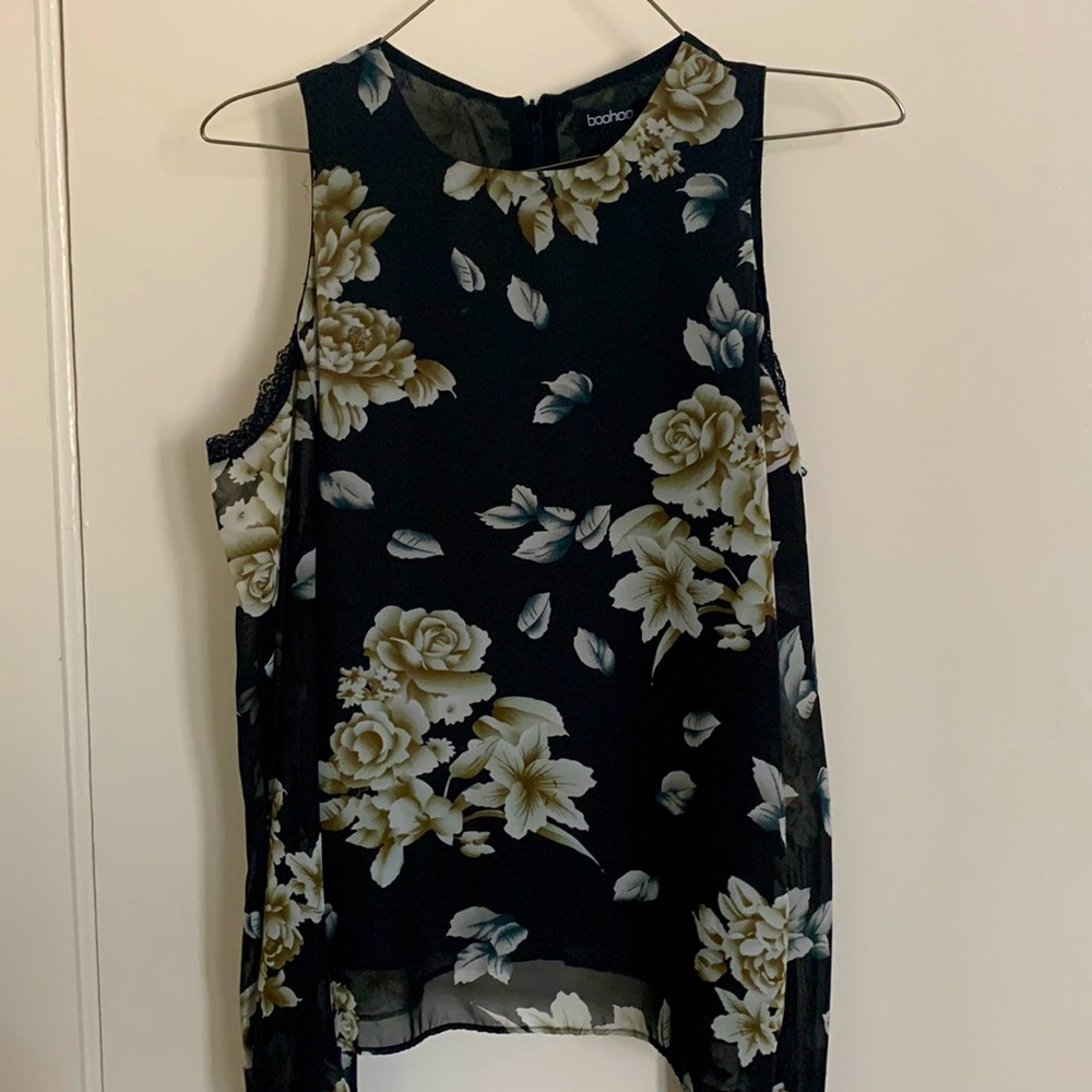 Boohoo Cold Shoulder Long Sleeve Floral Blouse